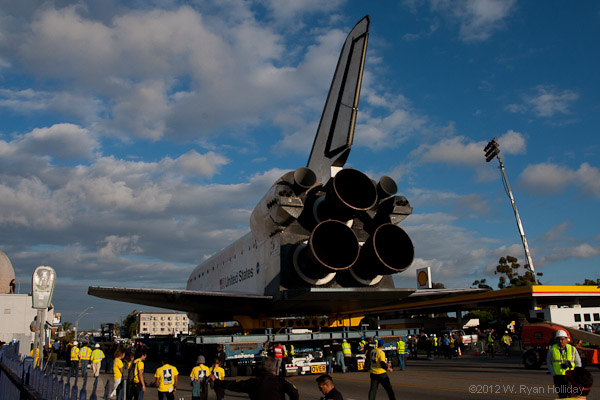 Shuttle Endeavour in the streets of LA